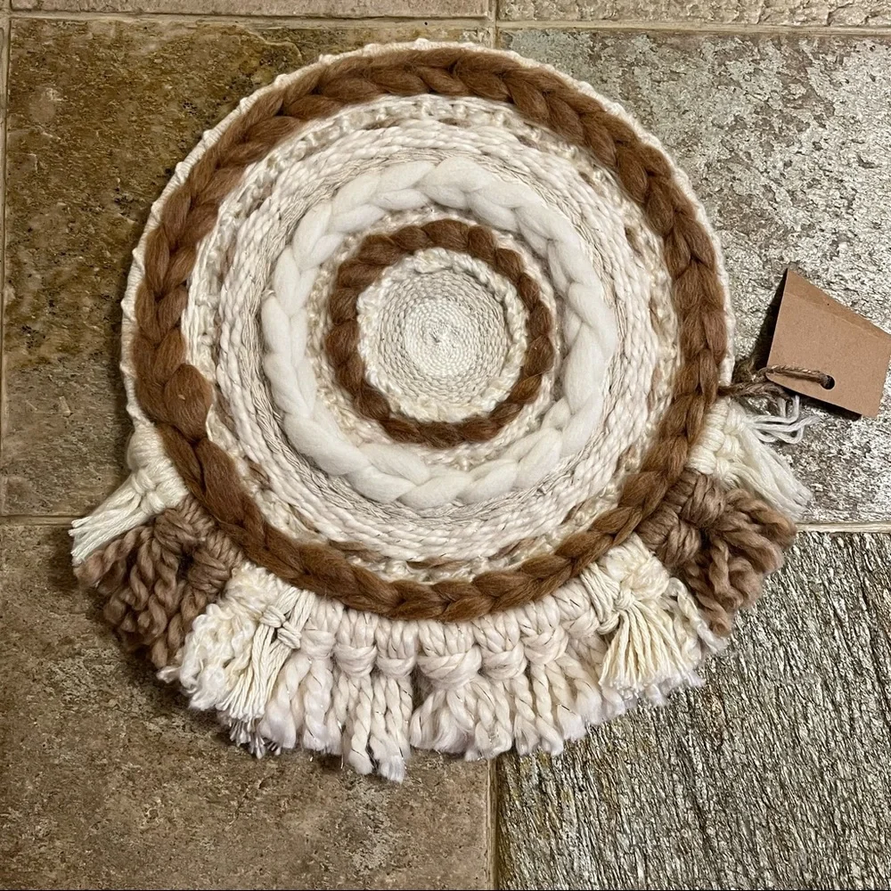 Bohemian Macrame Tassel Fringe Mixed Fiber Wall Ivory Tan Hanging Art Decor